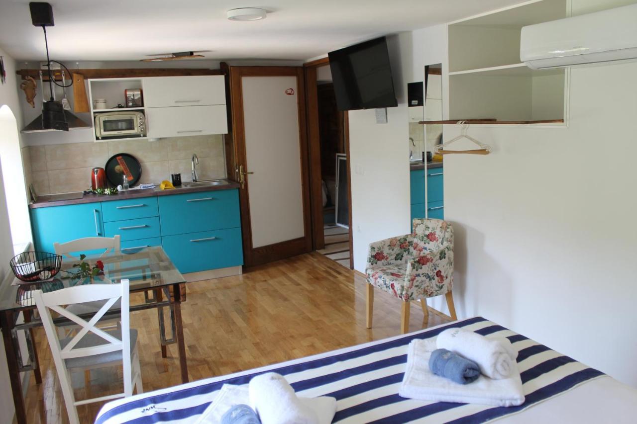 Apartmani Peljesac Sova Sreser Luaran gambar