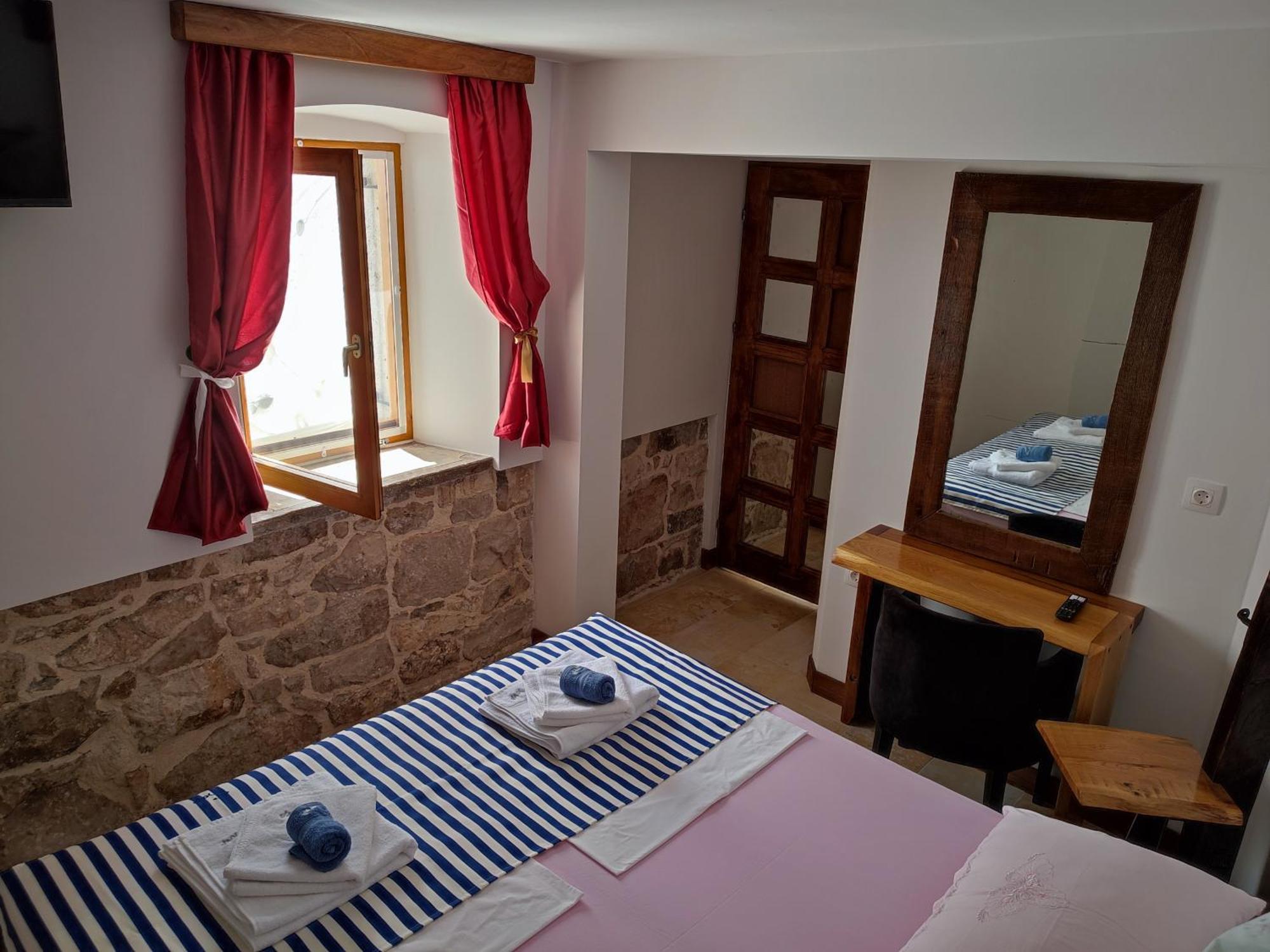 Apartmani Peljesac Sova Sreser Luaran gambar